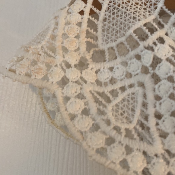 Beautiful Eliza J white lace with nude underlay dress only worn twice. - Picture 2 of 4